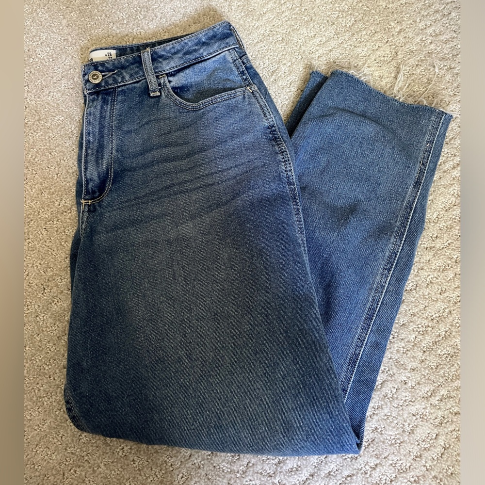 Hollister mom jeans